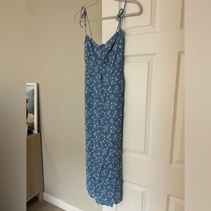 Reformation - Kourtney Dress - blue floral - size 8 (fits like size 4/6)